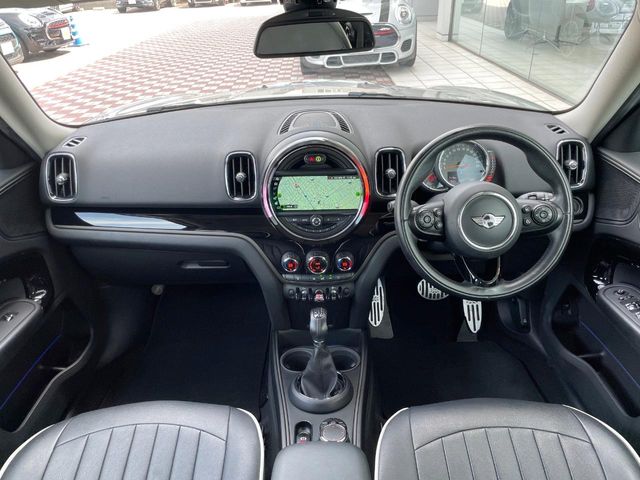 MINI Crossover 2