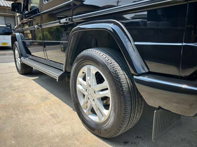 Mercedes-Benz G-Class 12