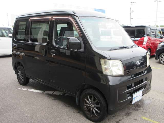 Daihatsu Hijet Cargo 11