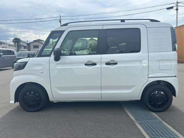 Suzuki Spacia Base 9