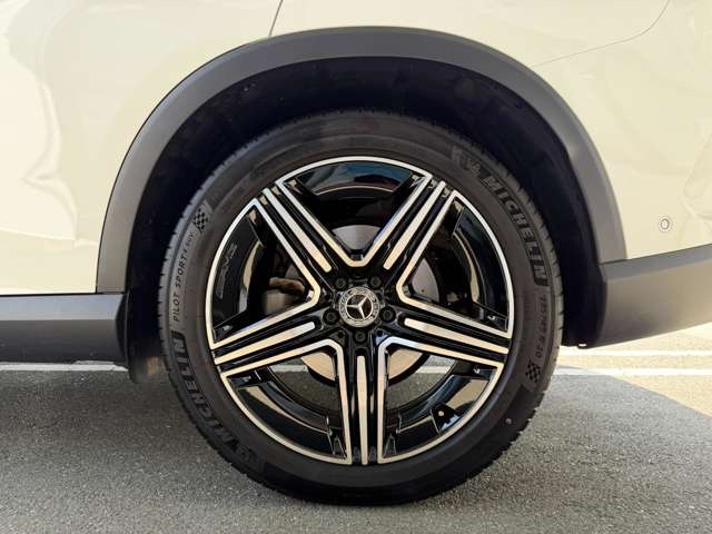 Mercedes-Benz GLC 12