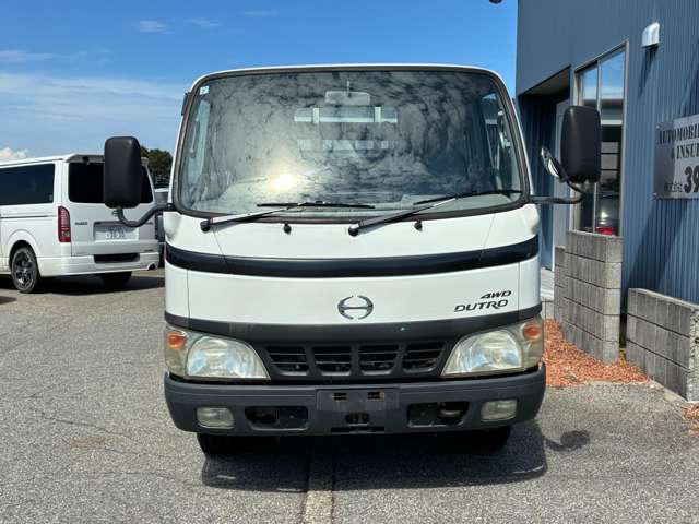 Hino Dutro 2