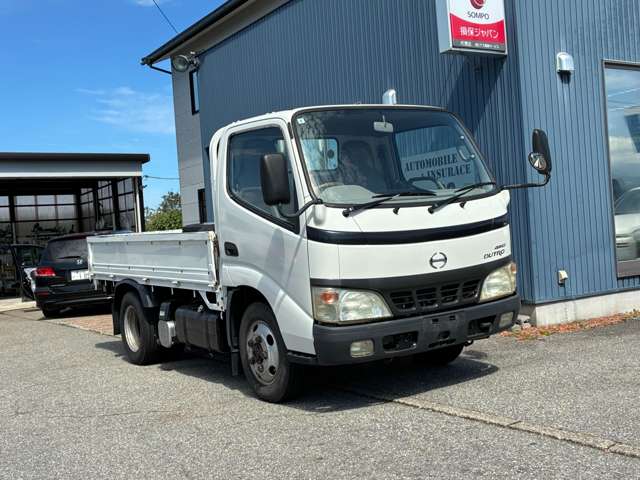 Hino Dutro 3