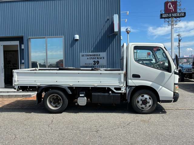 Hino Dutro 4