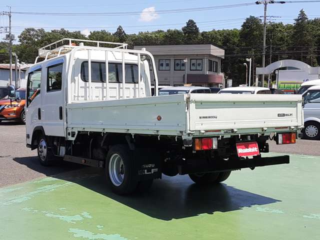 Isuzu Elf 3