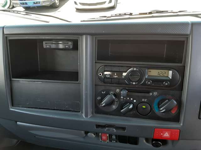 Isuzu Elf 9