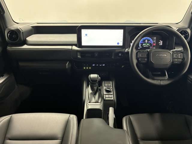 Toyota Land Cruiser FJ 2