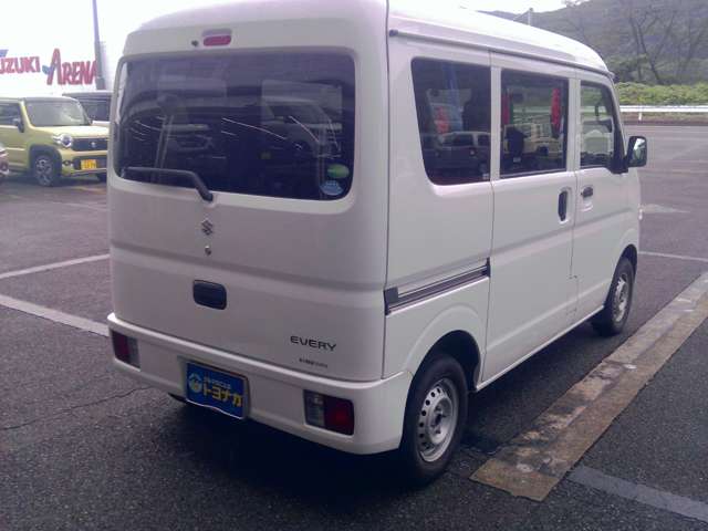 Suzuki Every 8