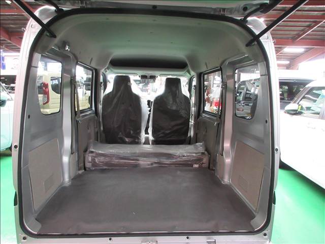 Suzuki Every 12
