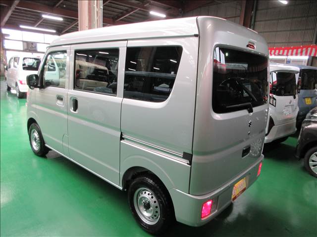 Suzuki Every 13