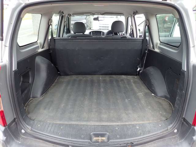 Toyota Succeed Van 12