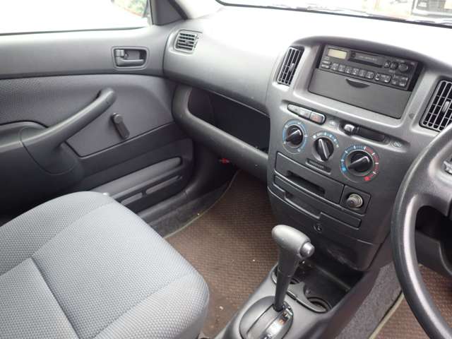 Toyota Succeed Van 9