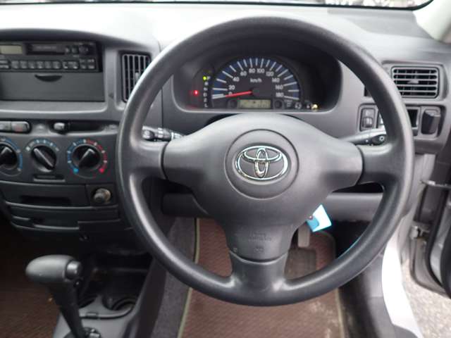 Toyota Succeed Van 10