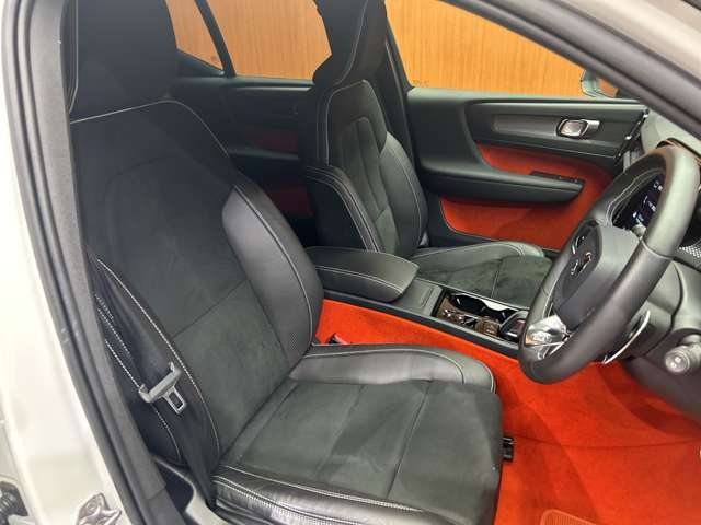 Volvo XC40 6