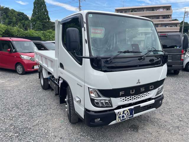 Mitsubishi Fuso Canter 9