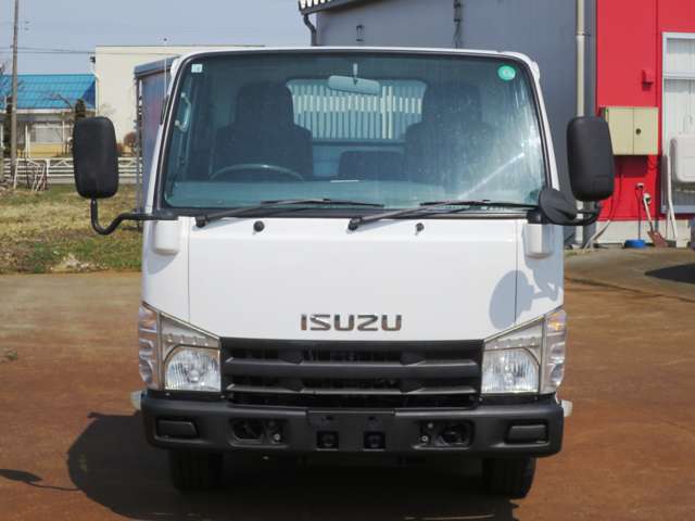 Isuzu Elf 2