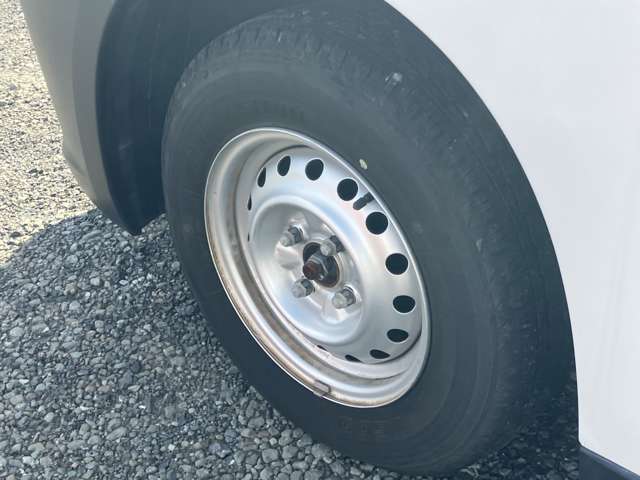 Nissan NV150 AD 9