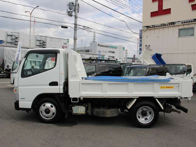 Mitsubishi Fuso Canter 7