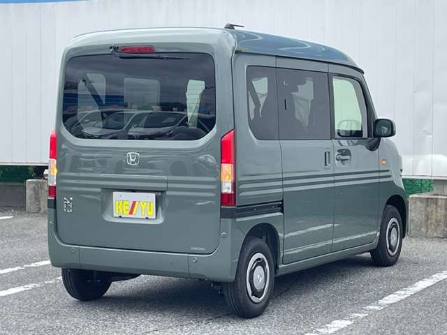 Honda N-VAN 11