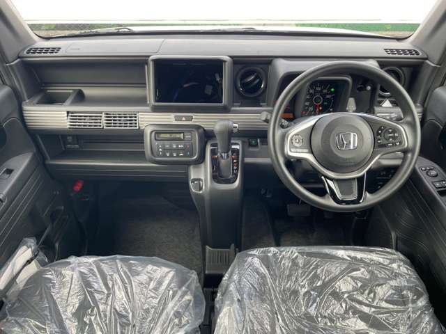 Honda N-VAN 12