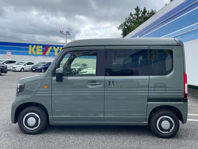 Honda N-VAN 8
