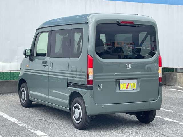 Honda N-VAN 9