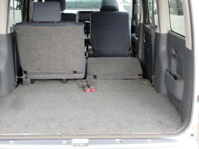 Daihatsu Hijet Cargo 11