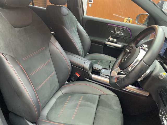 Mercedes-Benz GLA-Class 6