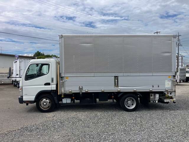 Mitsubishi Fuso Canter 4