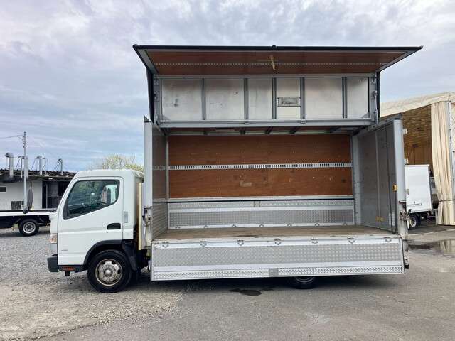 Mitsubishi Fuso Canter 6