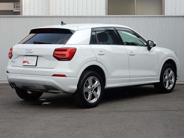 Audi Q2 5