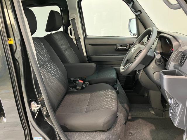 Daihatsu Atrai 5