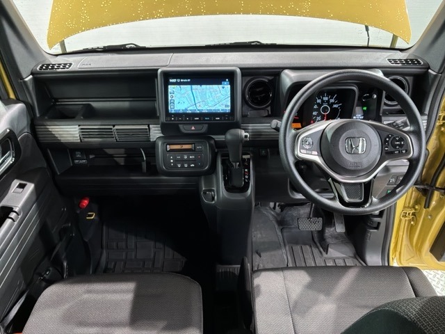 Honda N-VAN 9