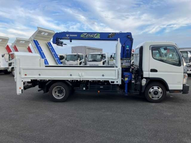 Mitsubishi Fuso Canter 8