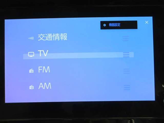 Toyota Sienta 9