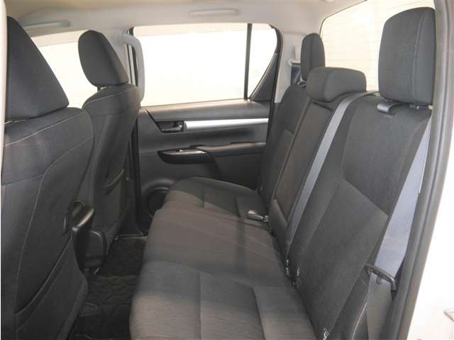 Toyota Hilux 11