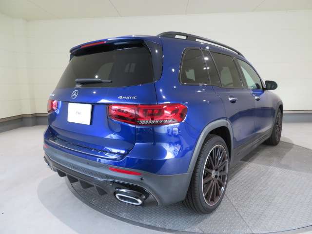 Mercedes-Benz GLB 5