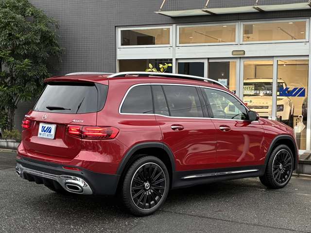 Mercedes-Benz GLB 11