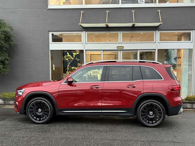 Mercedes-Benz GLB 10