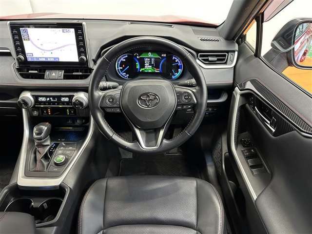 Toyota RAV4 PHV 3