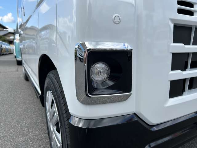 Daihatsu Atrai 7
