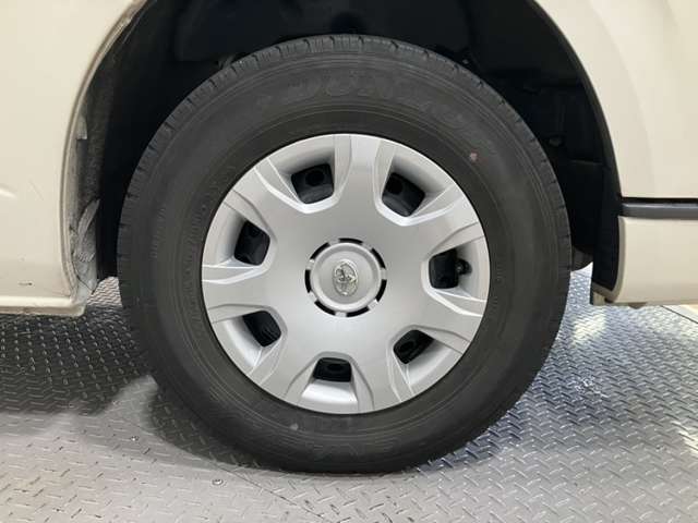 Toyota Regius Ace 9
