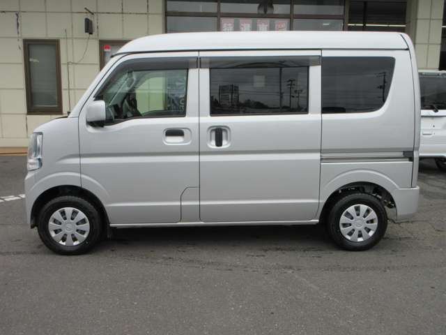 Nissan NV100 Clipper 9