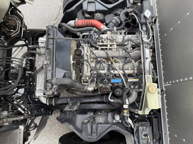 Mitsubishi Fuso Canter 8