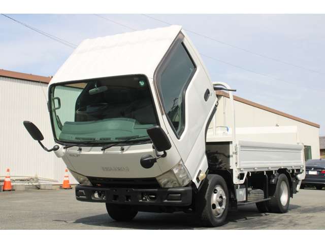 Isuzu Elf 11