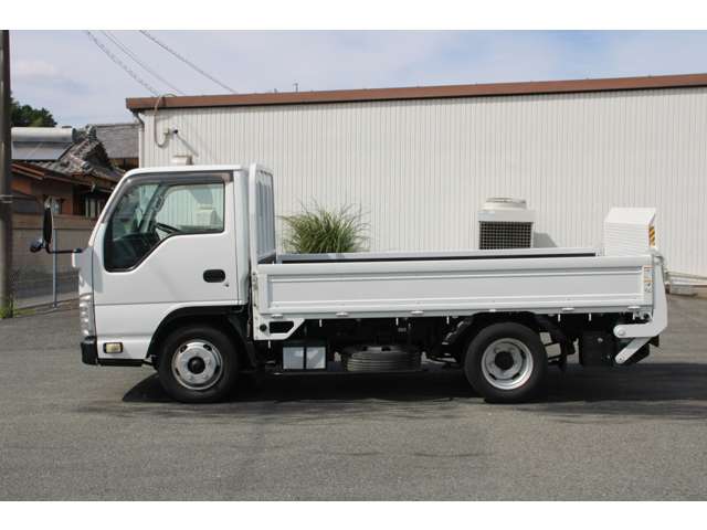 Isuzu Elf 6