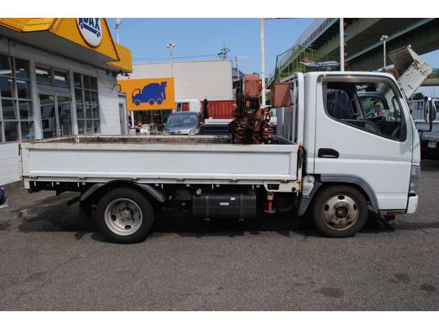 Mitsubishi Fuso Canter 7