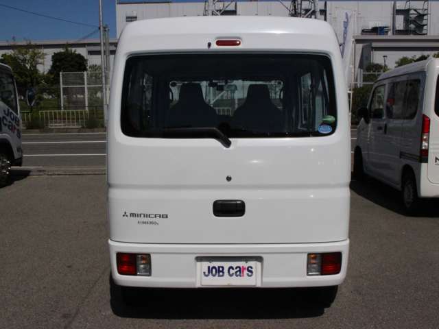 Mitsubishi Minicab Van 6