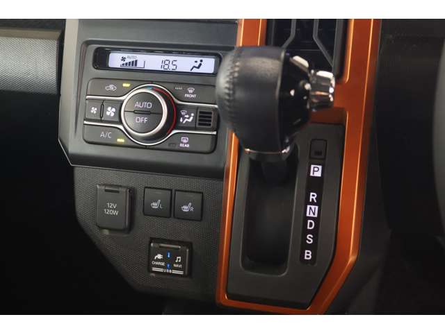 Daihatsu Taft 9