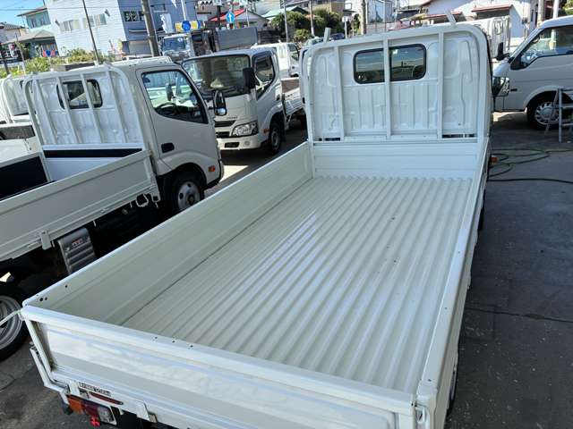 Toyota Toyoace 12